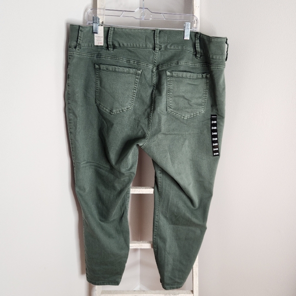 Torrid NWT womens 24R super stretch olive green moto leggings - Picture 5 of 7